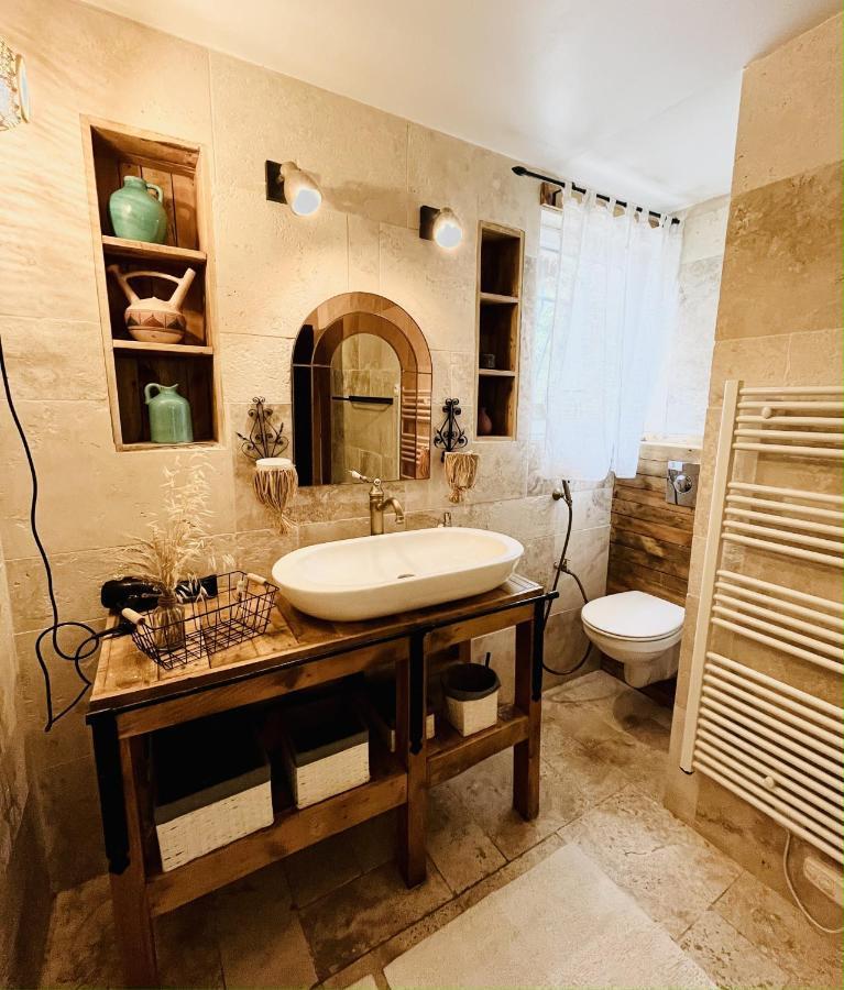 Les Cigales - Souplex Cosy Et Calme Mas-Saintes-Puelles